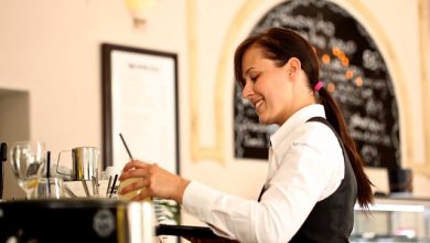 Photo of Come Conquistare Una Barista o Cameriera (Anche Quando Respinge Le Avances Di Tutti)