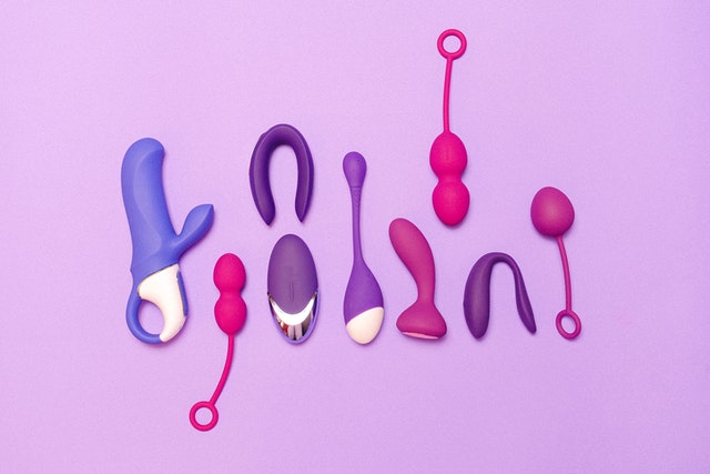 Già i sex toys possono essere utilissimi per far godere una donna..