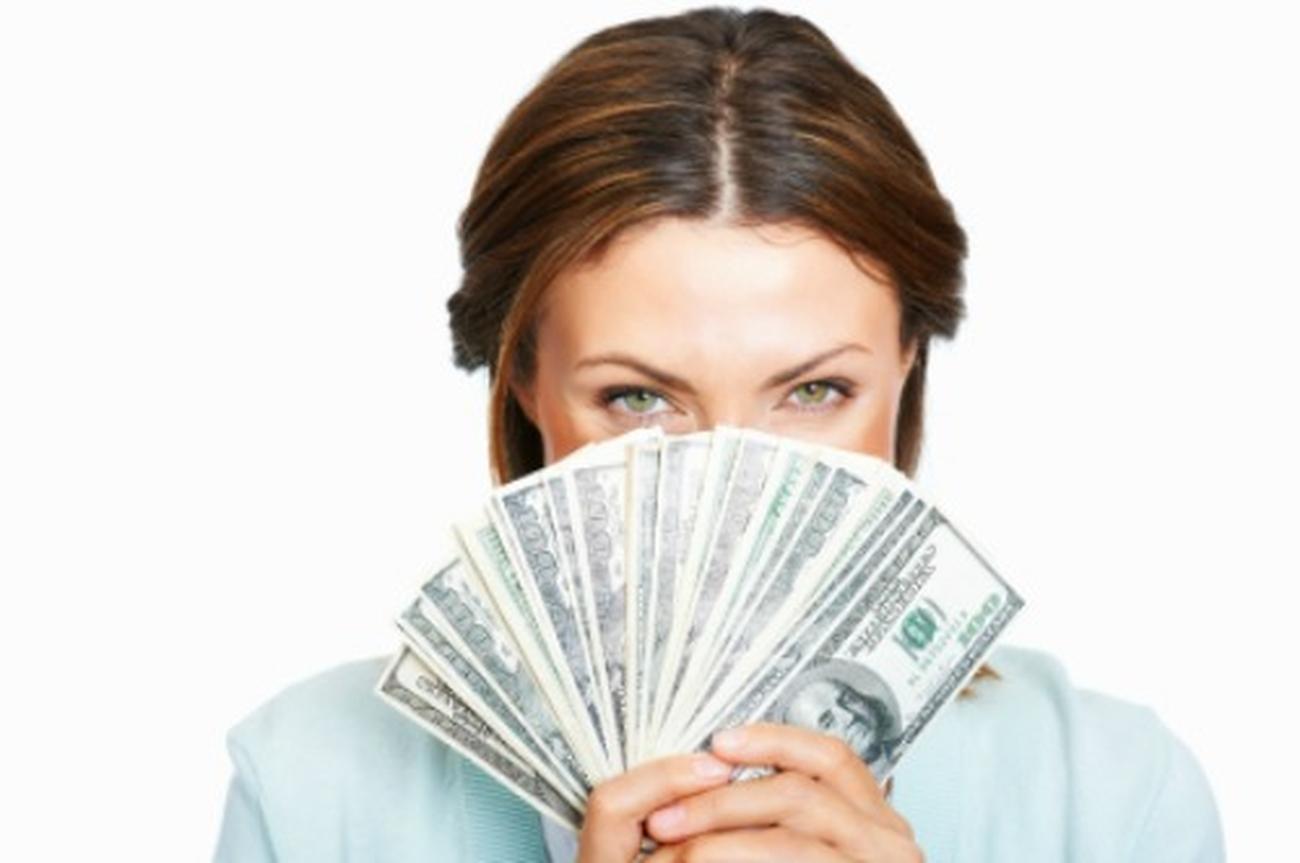 Quanto contano i soldi con le donne? Probabilmente non quanto tanti uomini credono..